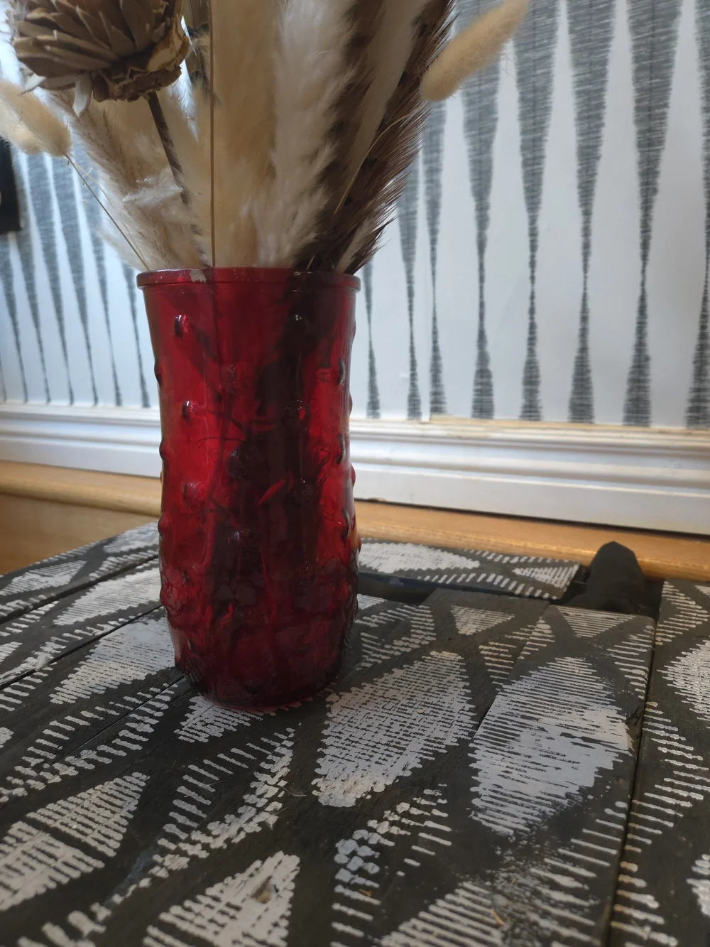 Vintage Ruby Red Embossed Glass Vase – Textured Cylinder Flower Vase Home Décor